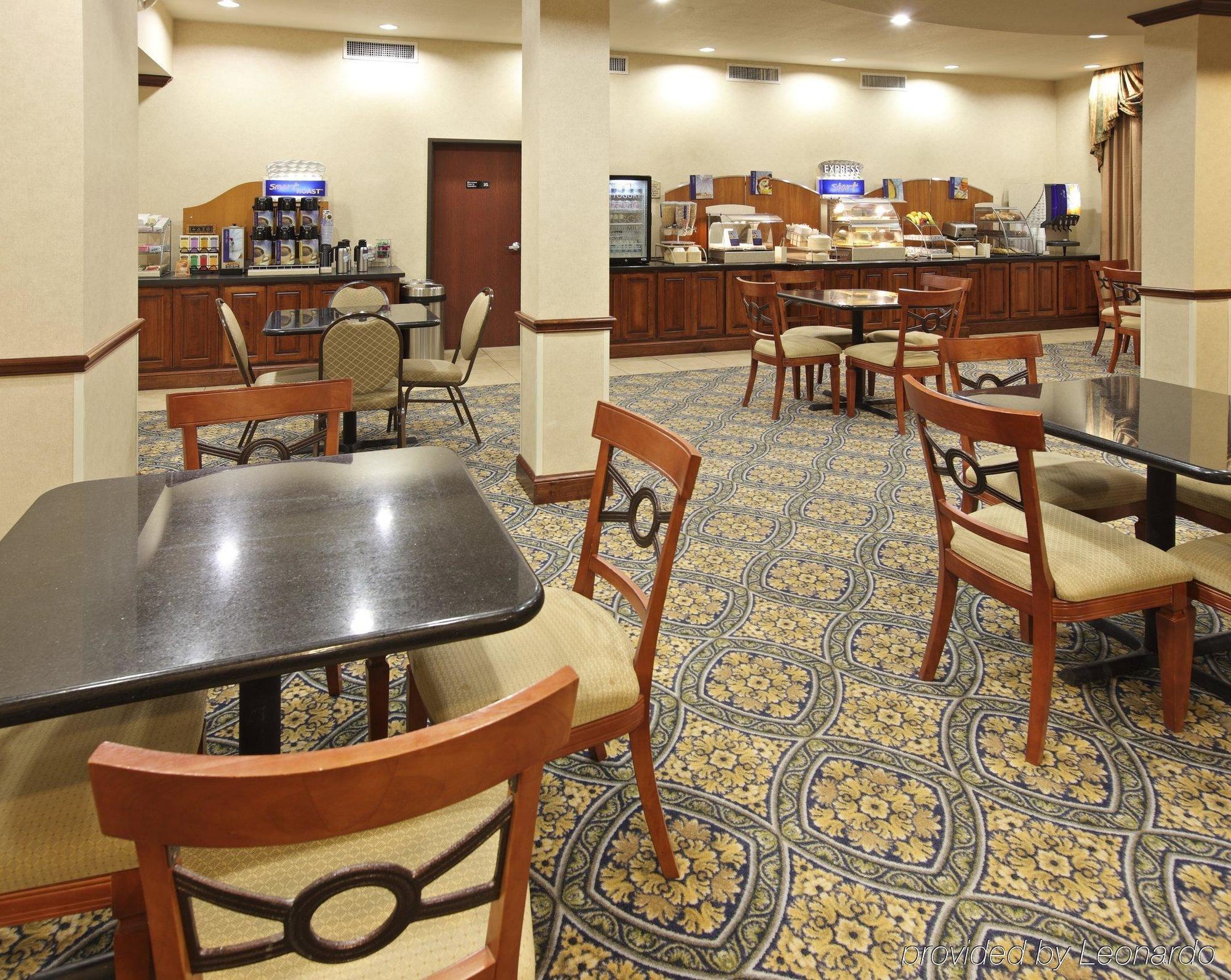 Holiday Inn Express Hotel & Suites Sherman Highway 75 By Ihg Restaurant photo